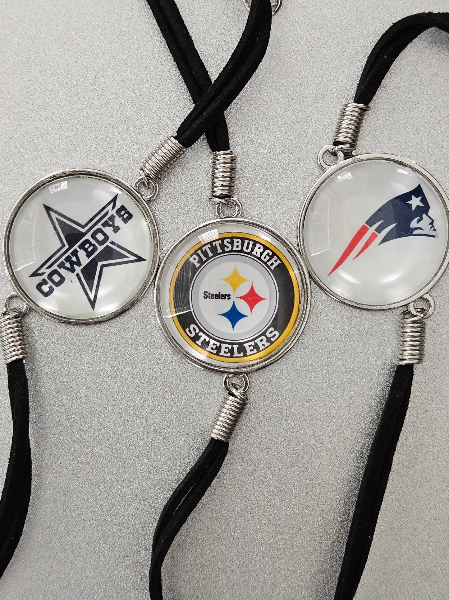 Sport Wristlets | Lady Fan | Favorite Team | Football | College